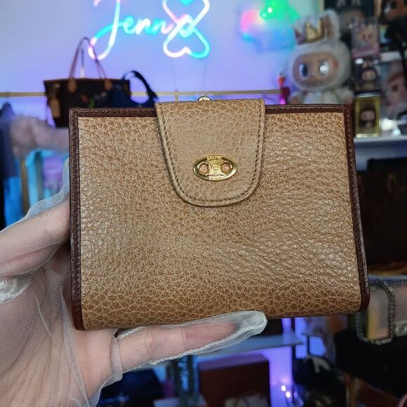 Celine Vintage Light Brown Leather KISS Lock Compact Wallet - Picture 1 of 14